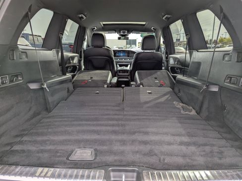 Used 2021 Mercedes-Benz GLS 450 4MATIC image 39