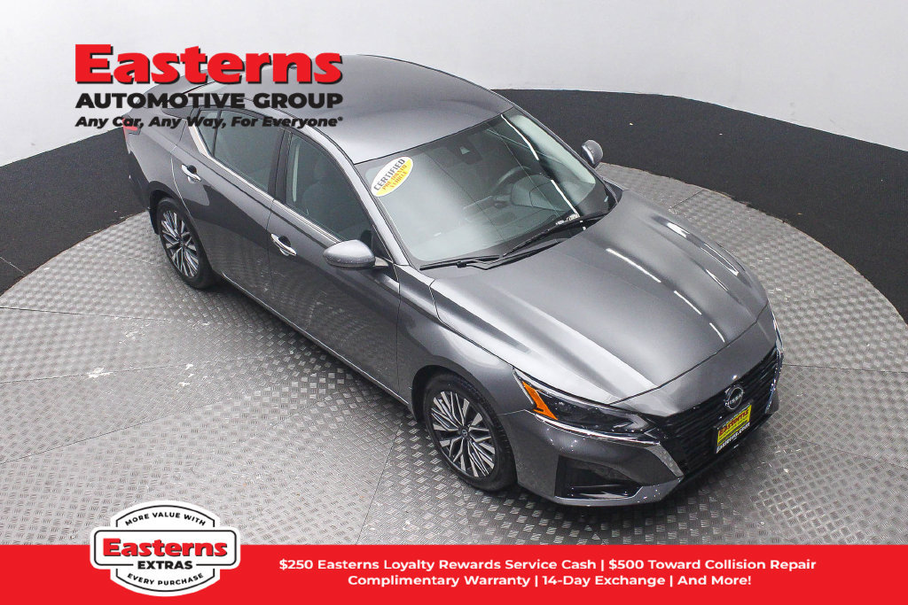 Used 2023 Nissan Altima 2.5 SV FWD image 4