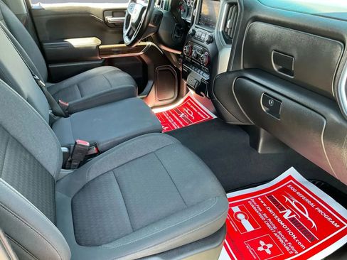 Used 2021 Chevrolet Silverado 1500 LT image 21