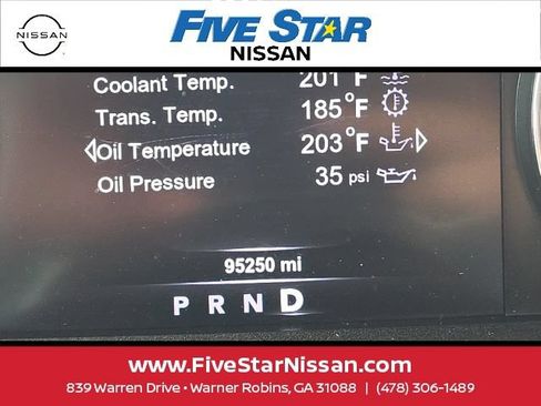 Used 2017 RAM 1500 Laramie RWD image 25