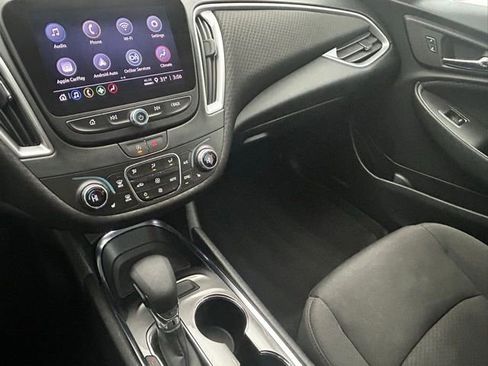 Used 2023 Chevrolet Malibu LT image 18