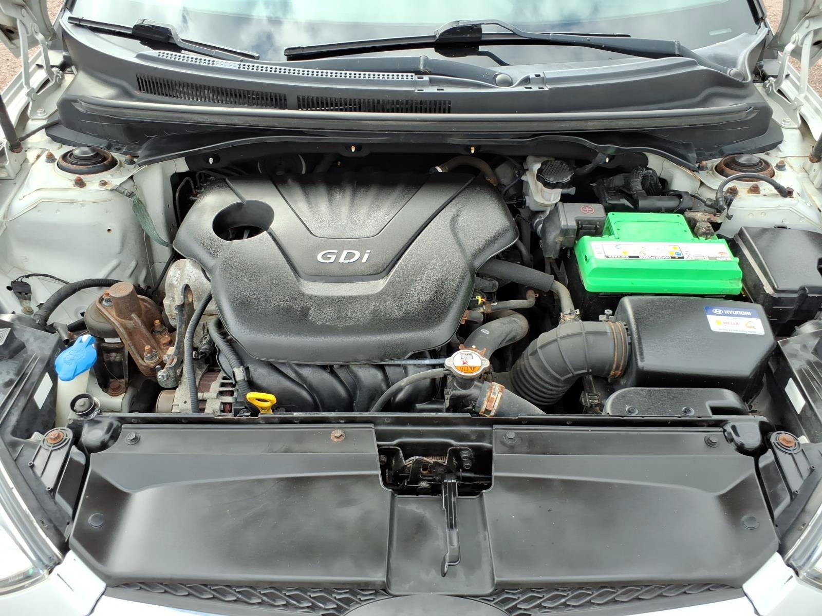 Used 2016 Hyundai Veloster FWD image 13