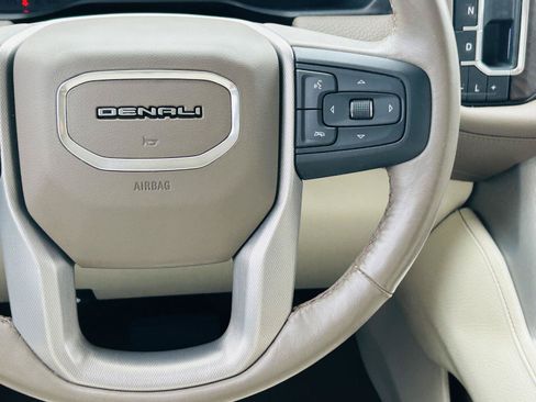 Used 2022 GMC Yukon Denali AWD/4WD image 25