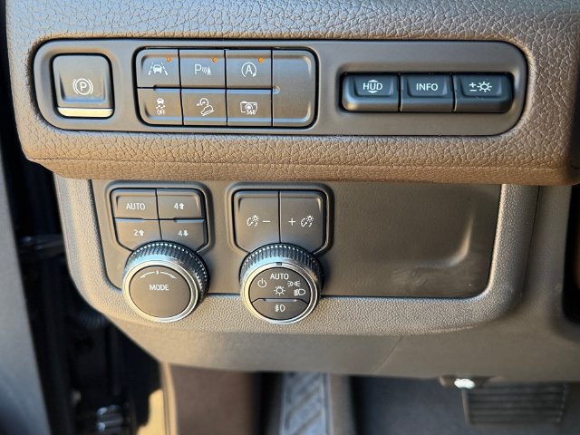 Certified 2024 GMC Yukon XL Denali AWD/4WD image 28