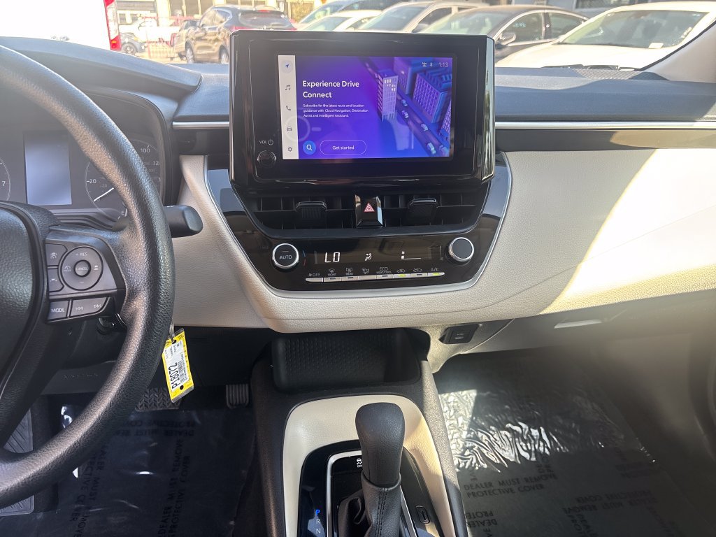 Used 2025 Toyota Corolla LE FWD image 17