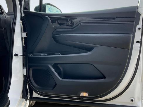 Used 2023 Honda Odyssey Elite image 24