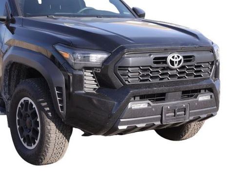 Used 2024 Toyota Tacoma 4x4 Double Cab image 2