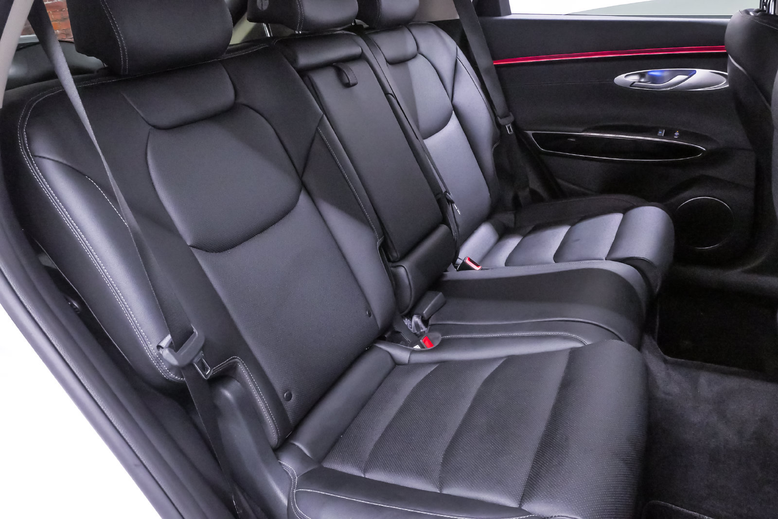 Certified 2026 Genesis GV70 2.5T AWD/4WD image 11