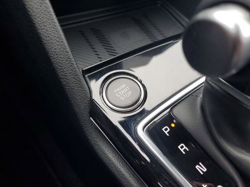 Certified 2025 Kia Sportage SX image 37