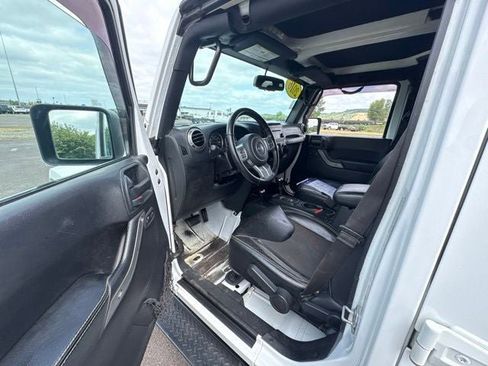 Used 2016 Jeep Wrangler Unlimited Sport AWD/4WD image 10