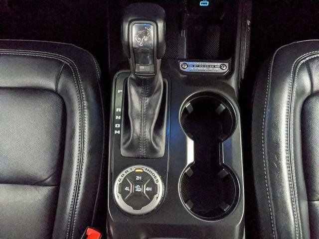 Used 2025 Ford Bronco Outer Banks AWD/4WD image 11