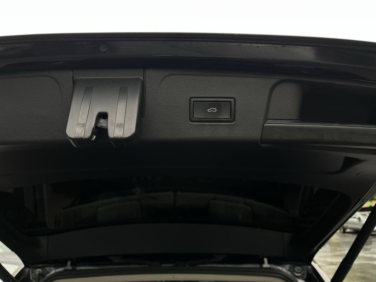 Used 2023 Volkswagen Atlas SE AWD/4WD image 21