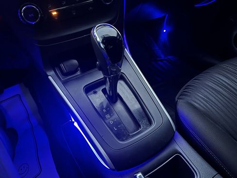 Used 2017 Nissan Sentra SV image 17