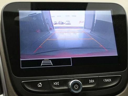 Used 2022 Chevrolet Malibu LT FWD image 40