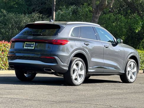 Certified 2025 Audi Q5 Premium w/ Premium Plus AWD/4WD image 5