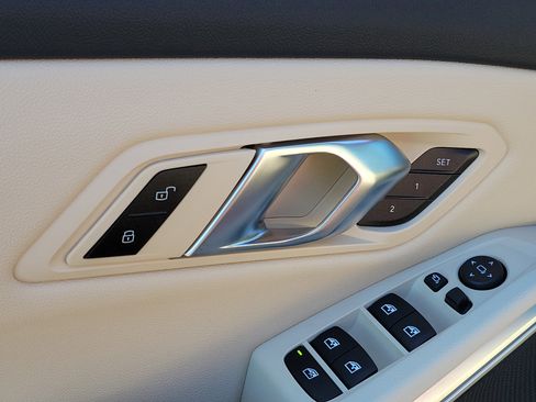 New 2026 BMW 330i Sedan w/ M Sport Package image 14