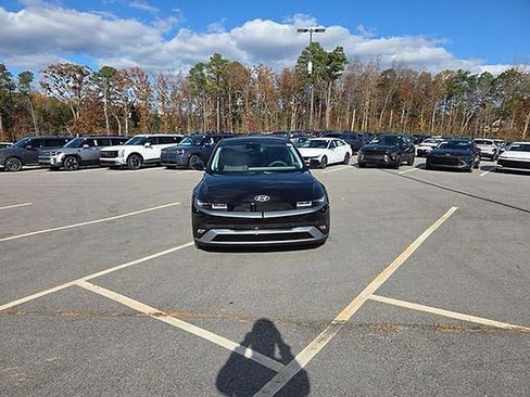 New 2026 Hyundai Ioniq 5 SEL image 13