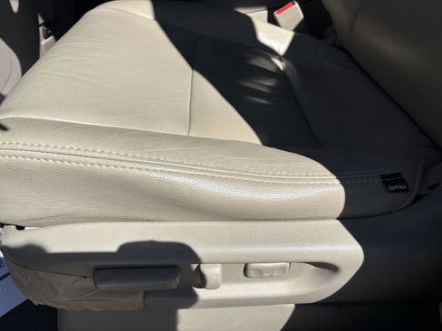 Used 2011 Honda Odyssey EX image 13