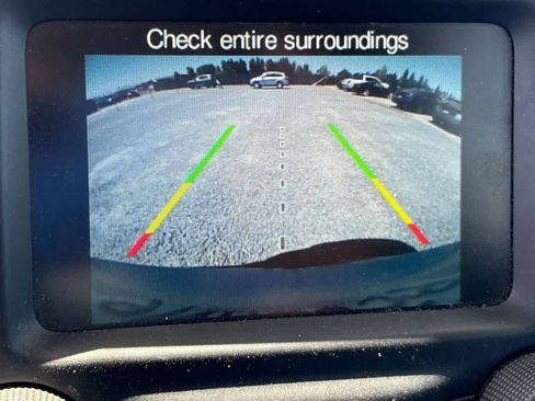 Used 2017 Jeep Renegade Latitude FWD image 20
