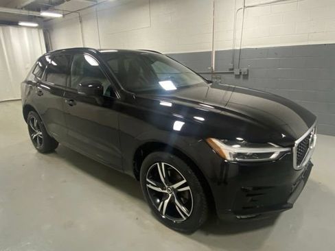 Used 2020 Volvo XC60 T5 R-Design w/ Protection Package Premier AWD/4WD image 4