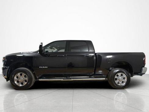 Used 2026 RAM 2500 Big Horn AWD/4WD image 2