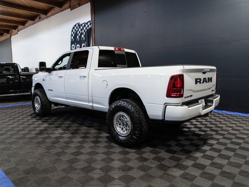 Used 2026 RAM 2500 Laramie AWD/4WD image 5