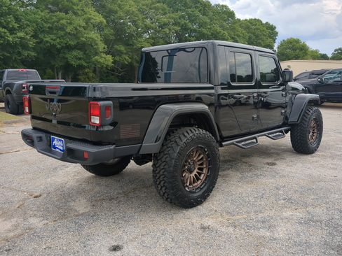New 2026 Jeep Gladiator Sport AWD/4WD image 4