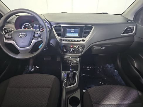 Used 2022 Hyundai Accent SE FWD image 11