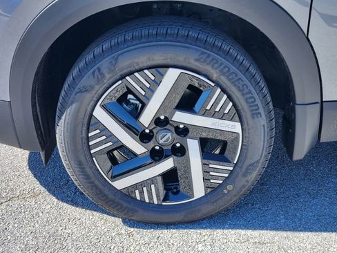 New 2026 Nissan Kicks SV image 7