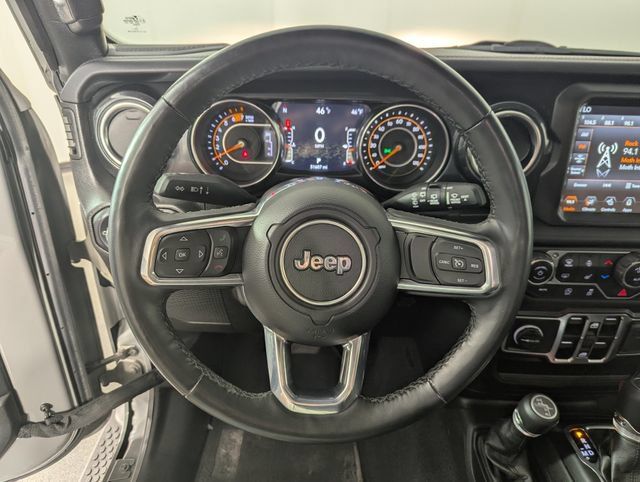 Used 2023 Jeep Wrangler Unlimited Sahara AWD/4WD image 18