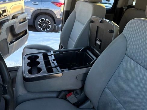 Used 2018 Chevrolet Silverado 1500 Custom image 22