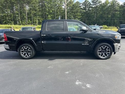 Used 2026 RAM 1500 Laramie AWD/4WD image 9