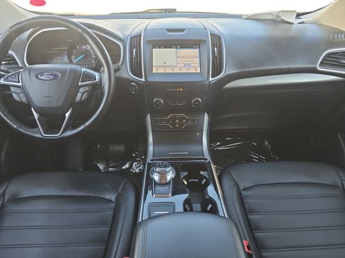 Used 2019 Ford Edge SEL w/ Equipment Group 201A FWD image 12