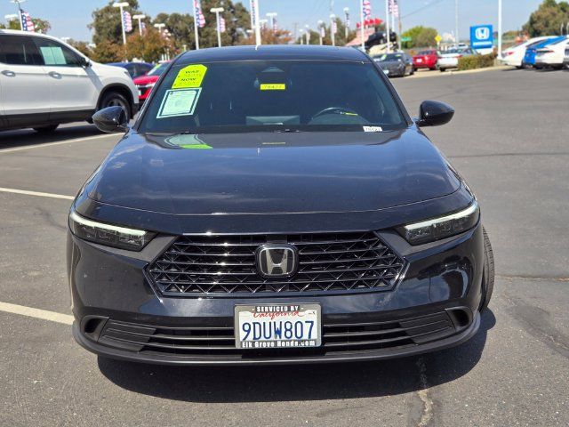 Used 2023 Honda Accord Sport image 2