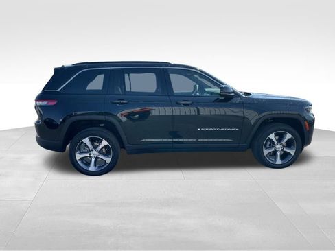 New 2026 Jeep Grand Cherokee Limited AWD/4WD image 8