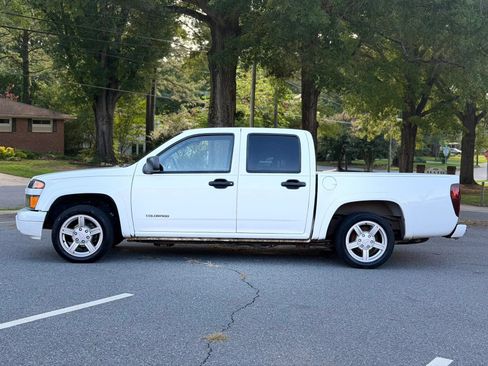 Used 2004 Chevrolet Colorado LS w/ Power Convenience Package RWD image 3