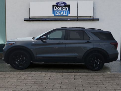 Certified 2024 Ford Explorer ST-Line w/ Class IV Trailer Tow Package AWD/4WD image 6
