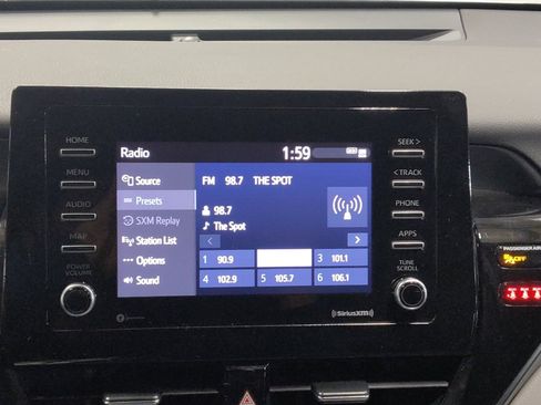 Used 2022 Toyota Camry LE image 25