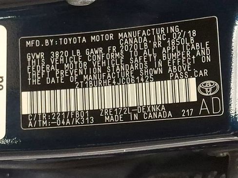 Used 2018 Toyota Corolla LE FWD image 26