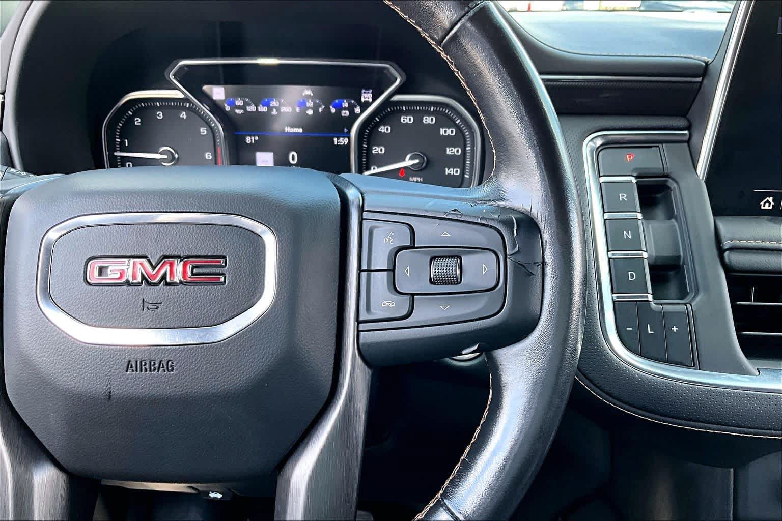 Used 2021 GMC Yukon AT4 w/ AT4 Premium Package AWD/4WD image 25