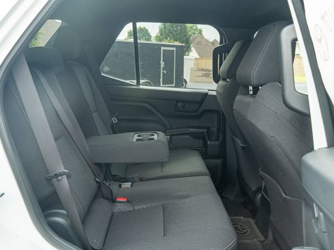 Used 2026 Toyota 4Runner SR5 RWD image 17