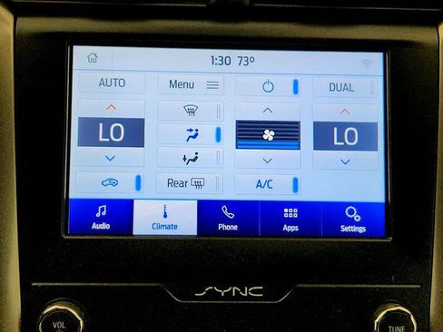 Used 2020 Ford Fusion SE FWD image 18