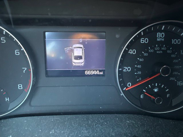 Used 2020 Kia Forte LXS FWD image 7