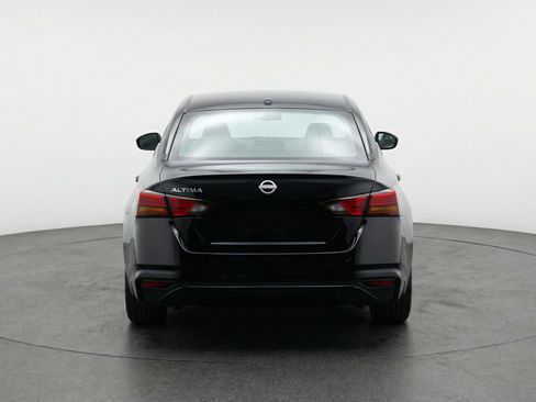 Used 2025 Nissan Altima 2.5 SV image 7