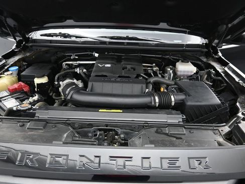 Used 2022 Nissan Frontier SV w/ Technology Package image 27