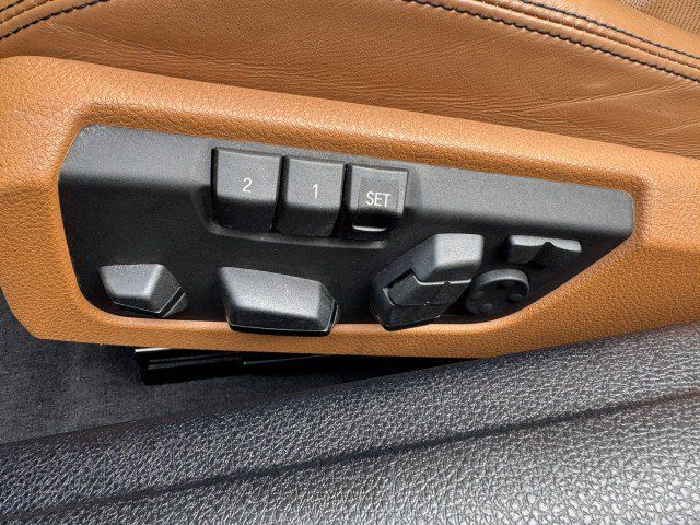 Used 2017 BMW 640i Convertible RWD image 35