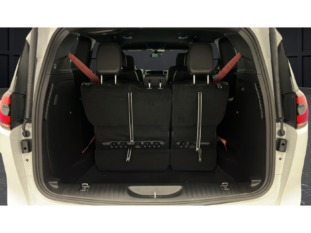 New 2027 Chrysler Pacifica Select FWD image 25