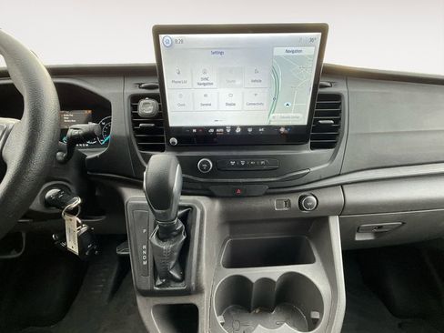 Used 2022 Ford Transit 150 Low Roof AWD image 11