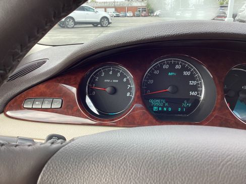 Used 2008 Buick Lucerne CXL w/ Driver Confidence Package FWD image 16