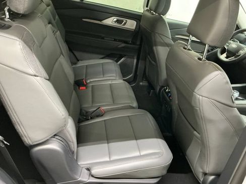 New 2026 Ford Explorer Active w/ Active Comfort Package AWD/4WD image 19